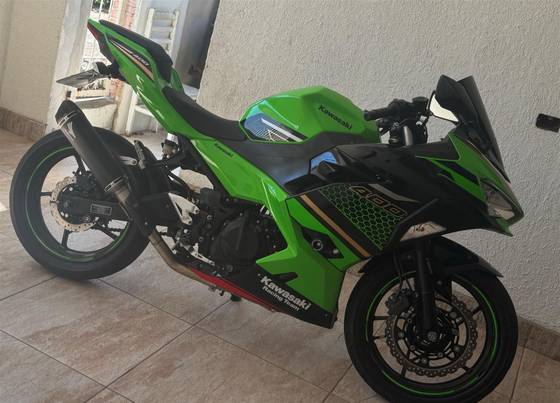 KAWASAKI NINJA 400 KRT EDITION KAWASAKI NINJA 400 KRT EDITION